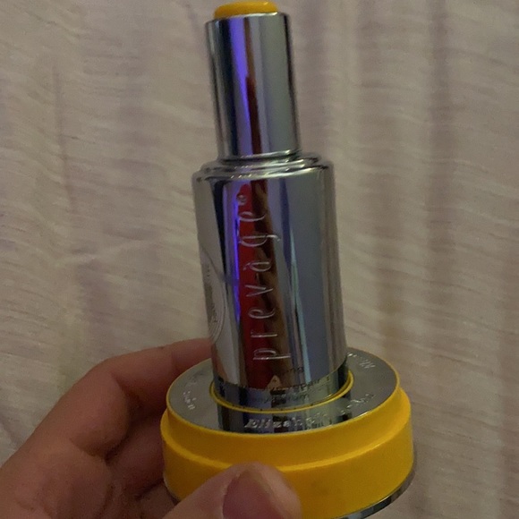 Brand new Elizabeth Arden intensive repair - Picture 3 of 3